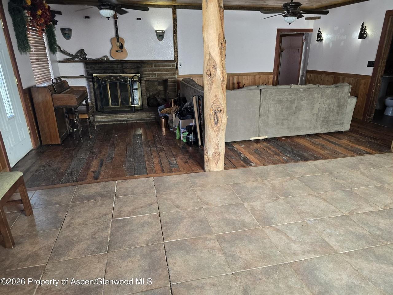 750 Rose St - Photo 6 of 10