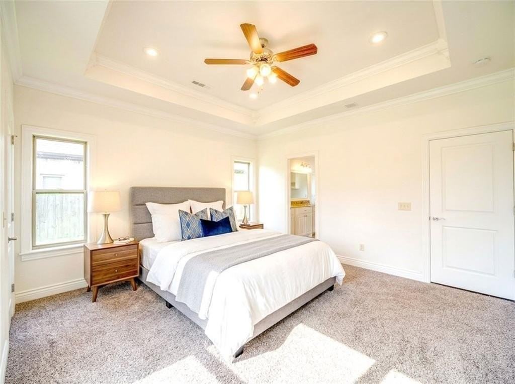806 Sw Caprington St - Photo 5 of 20