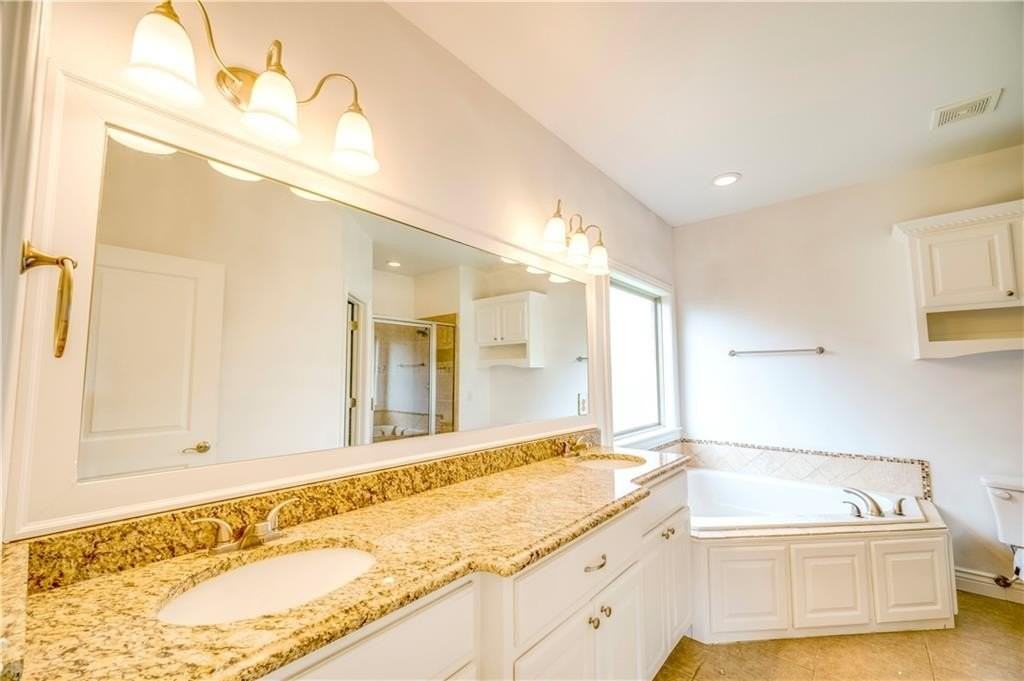 806 Sw Caprington St - Photo 6 of 20