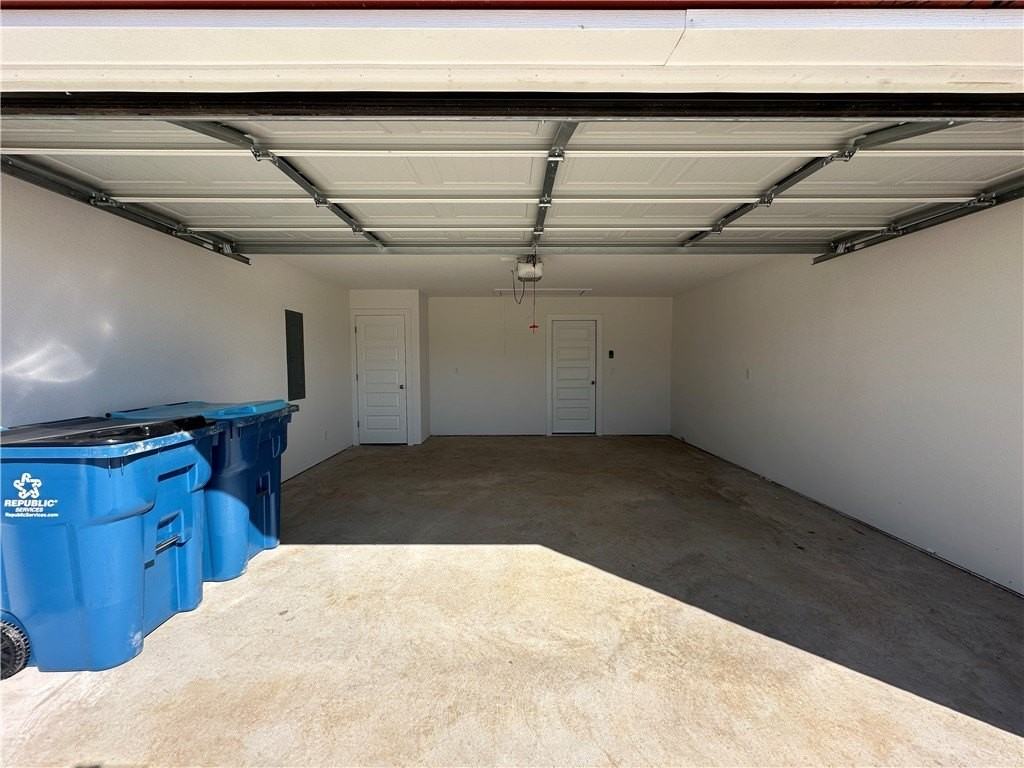 400 Ratliff Ave - Photo 2 of 19
