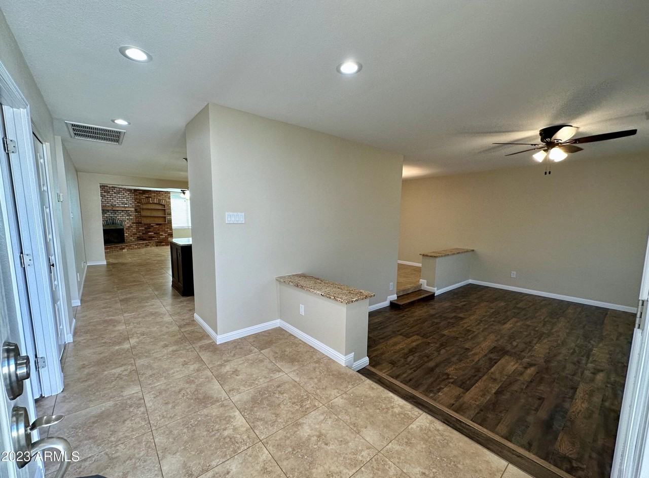 5001 E Pershing Ave - Photo 3 of 20