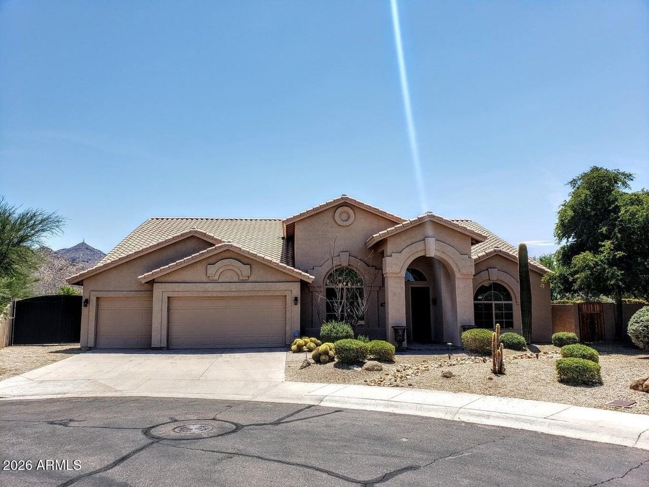 9589 E Nittany Dr - Photo 2 of 45