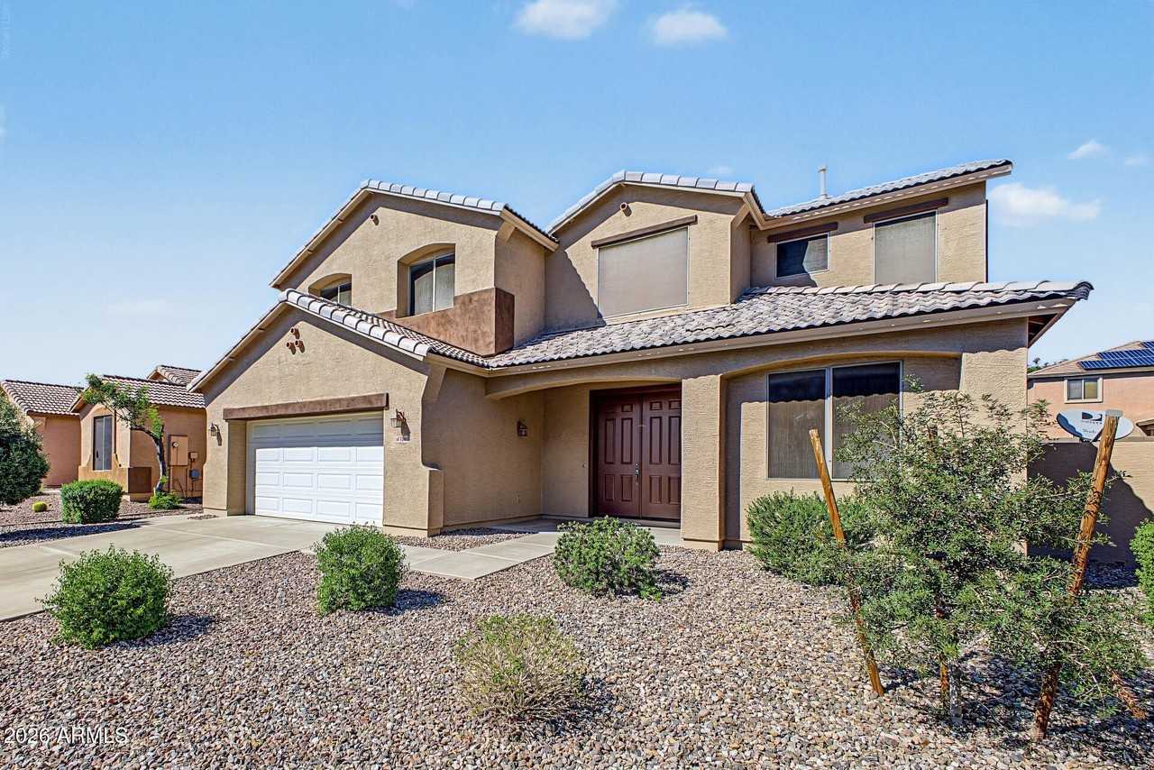 7894 W Salter Dr - Photo 4 of 48