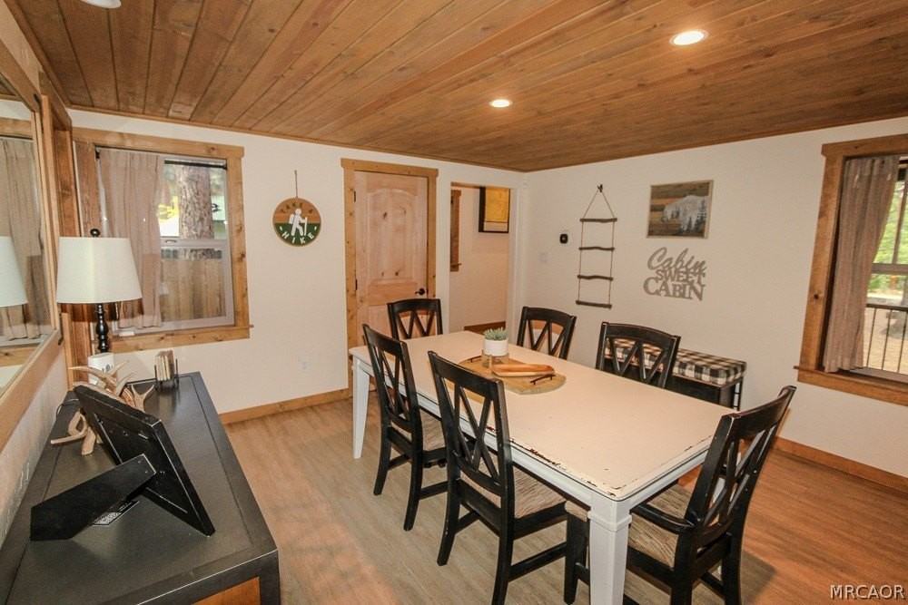 42655 Peregrine Ave - Photo 4 of 30