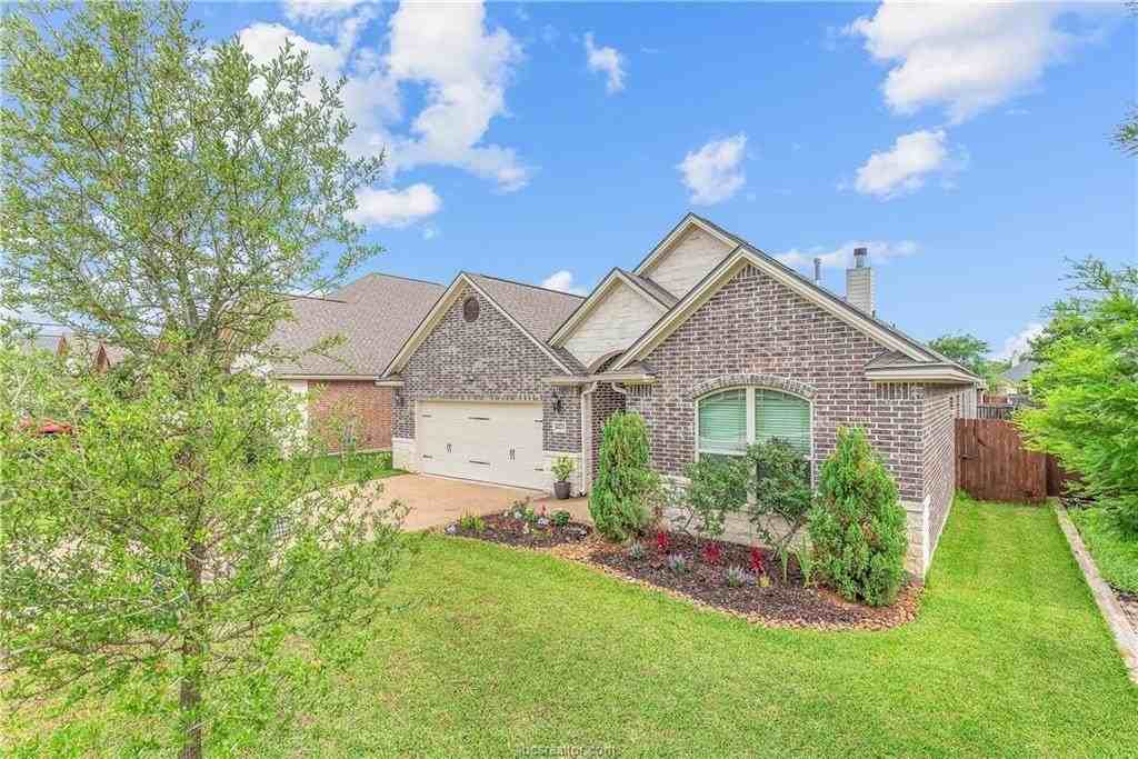 4273 Rocky Rhodes Dr - Photo 5 of 28