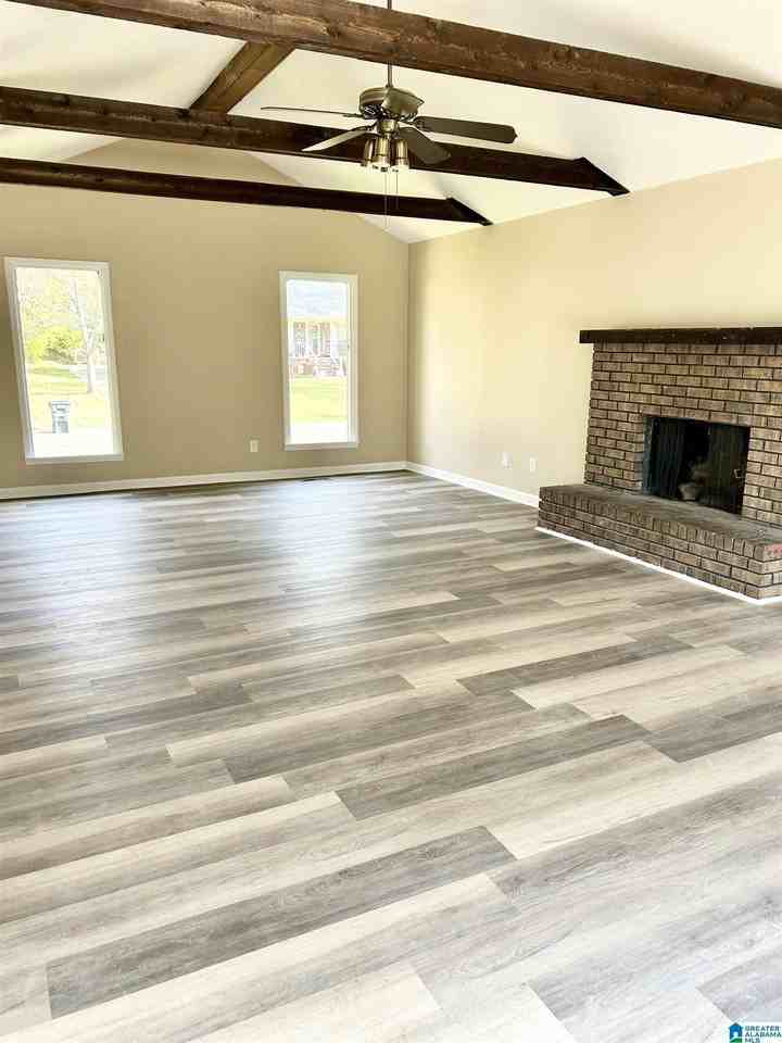 345 18th Ave Ne - Photo 4 of 30