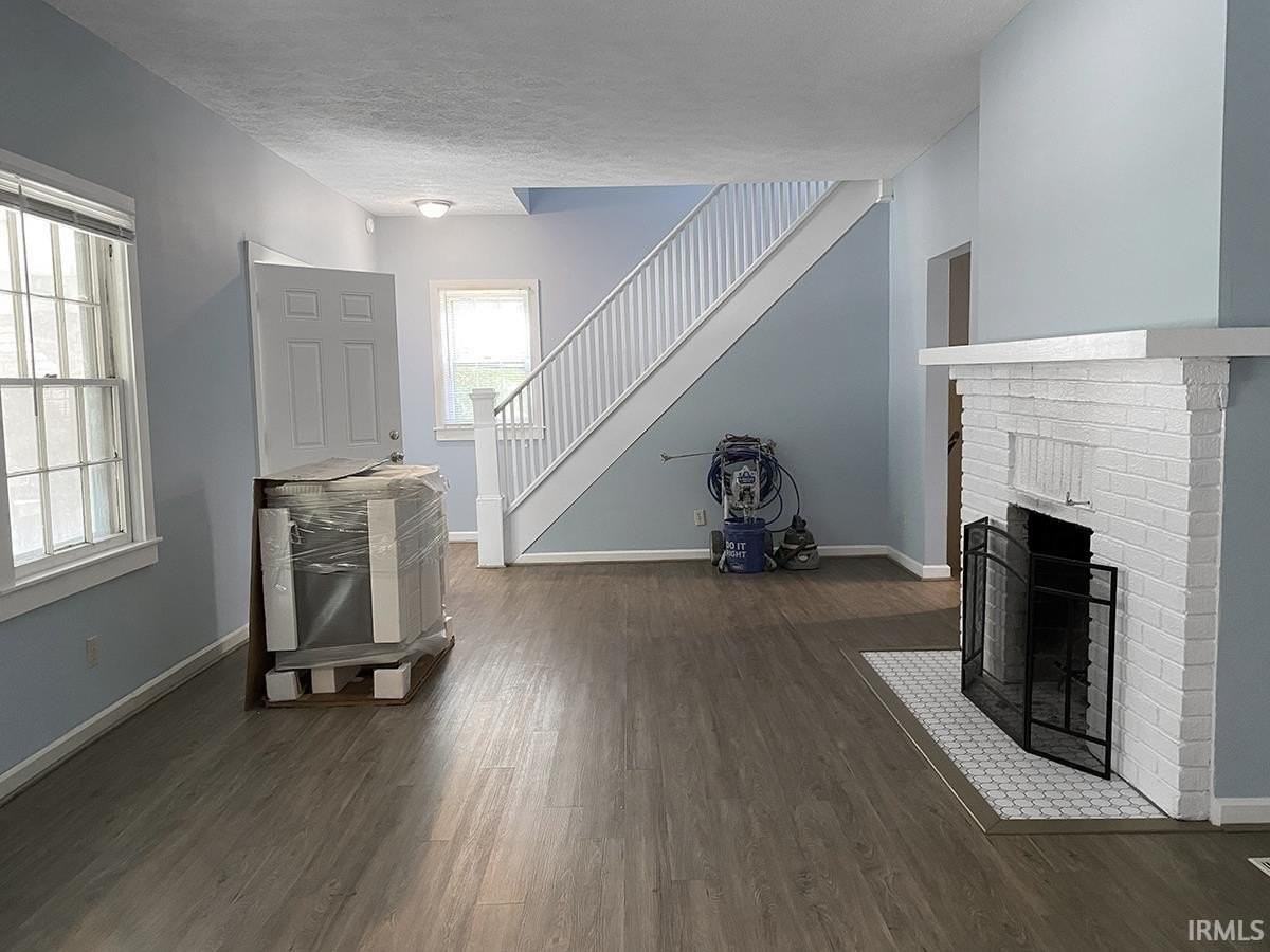 820 N Washington St - Photo 2 of 35