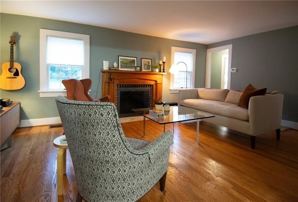 1032 Penfield Rd - Photo 5 of 18