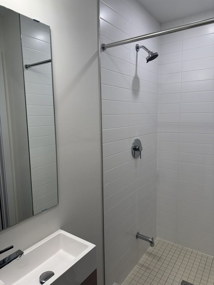 386 Lawrence Heights Way - Photo 5 of 6