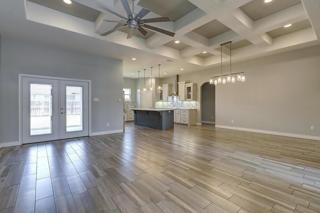 8206 Denali Dr - Photo 4 of 40