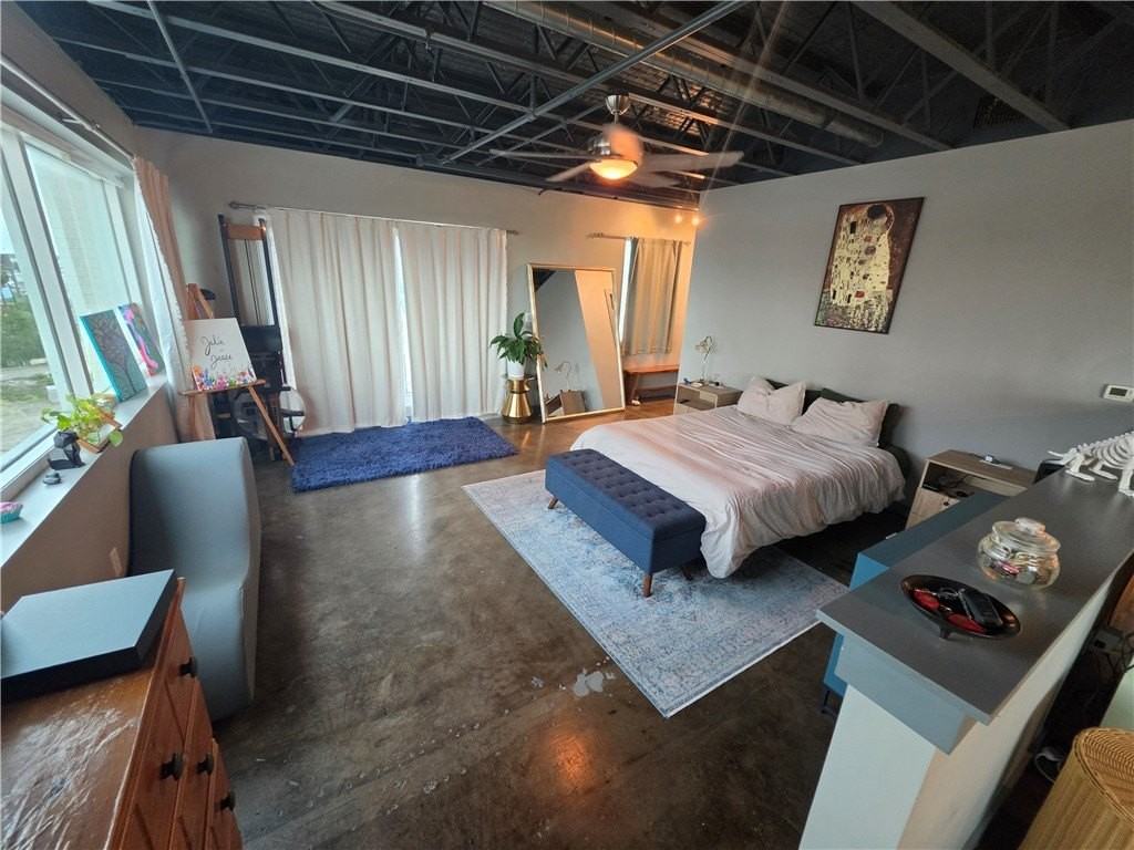 901 N Upper Broadway St #601 - Photo 7 of 12