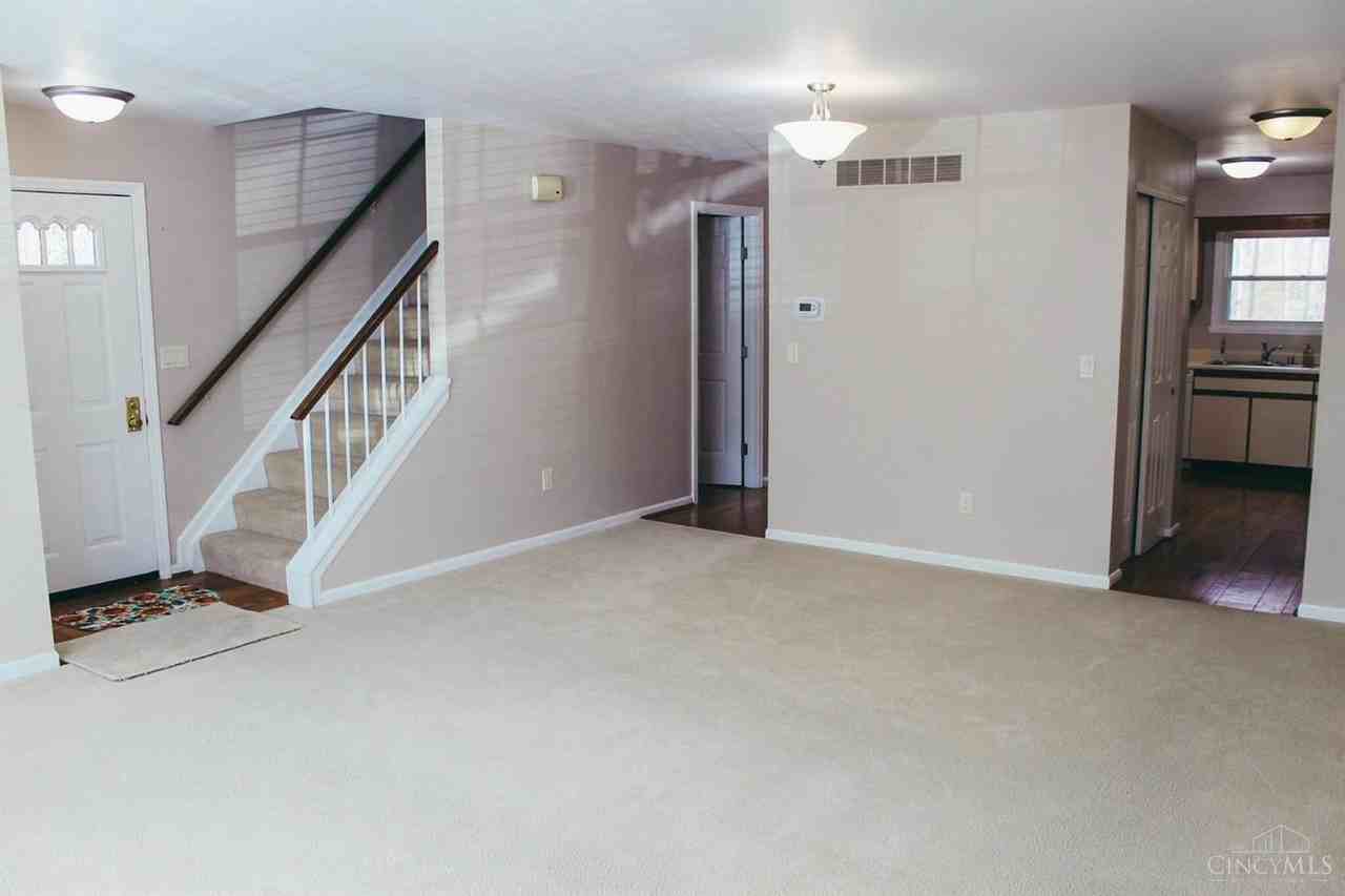 9112 Dominion Cir - Photo 6 of 16