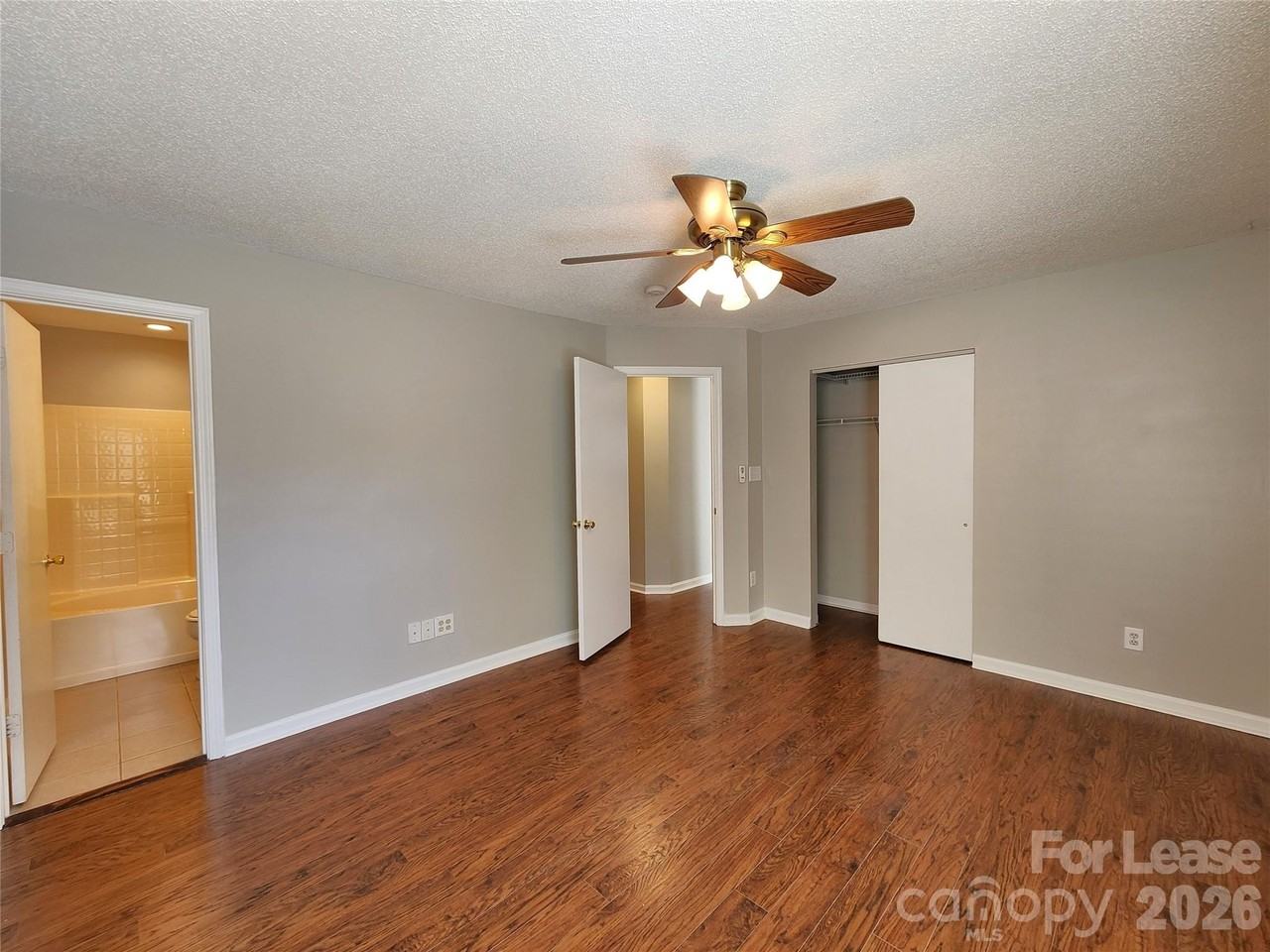 3058 Champion Ln Sw - Photo 7 of 18