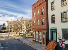 46 Columbia St - Photo 1 of 1