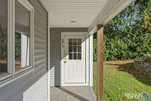 16 1/2 Myrtle Rd - Photo 3 of 15