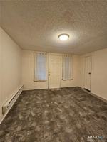 featured image of 6 Frederick Ct #3