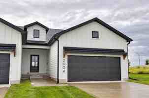 featured image of 2004 Ammann Dr