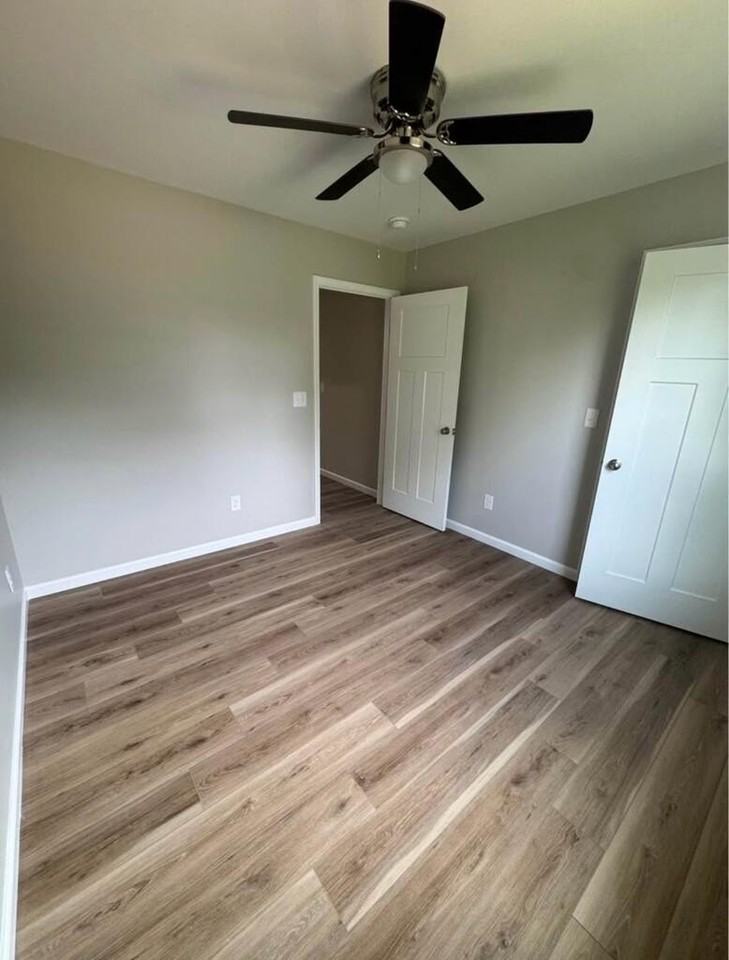 2875 Old Rome Rd Se - Photo 5 of 6