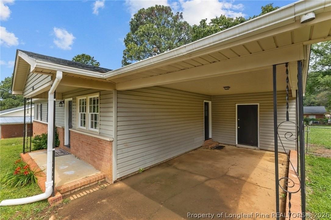 7606 Sable Dr - Photo 4 of 30