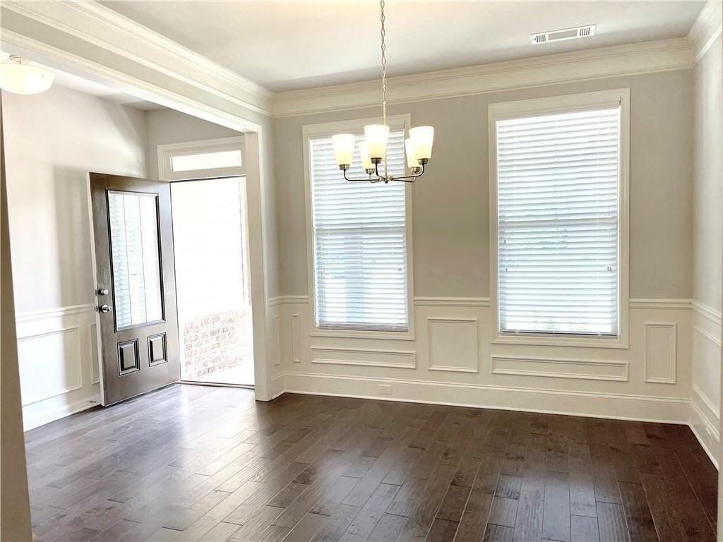 3045 Andover Trl - Photo 6 of 35