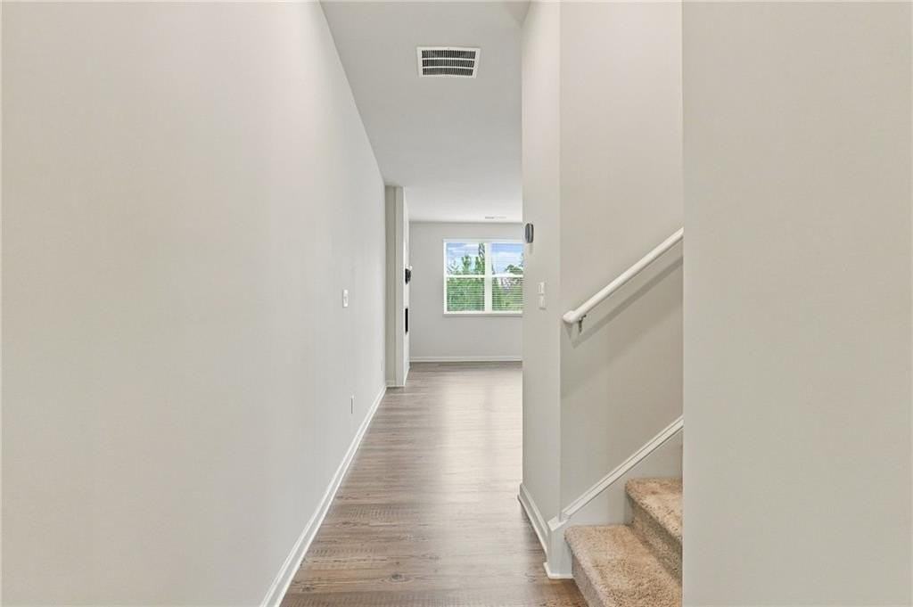 5313 Melbourne Ln - Photo 5 of 37