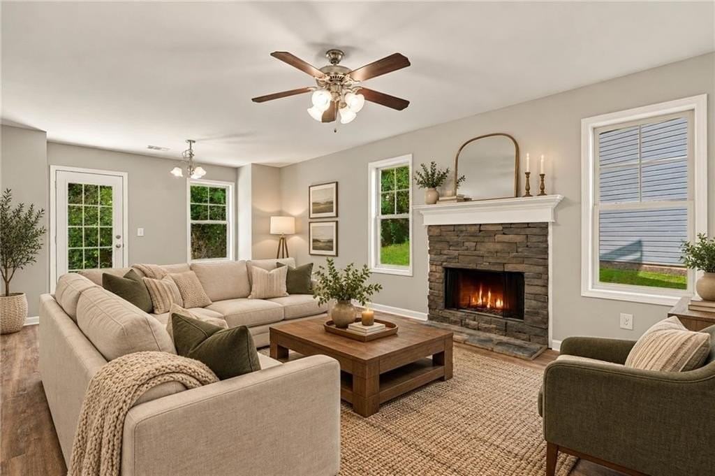 121 Cypress Ct - Photo 4 of 36