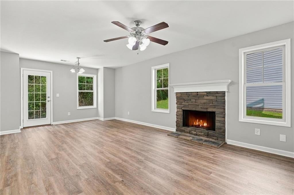 121 Cypress Ct - Photo 5 of 36