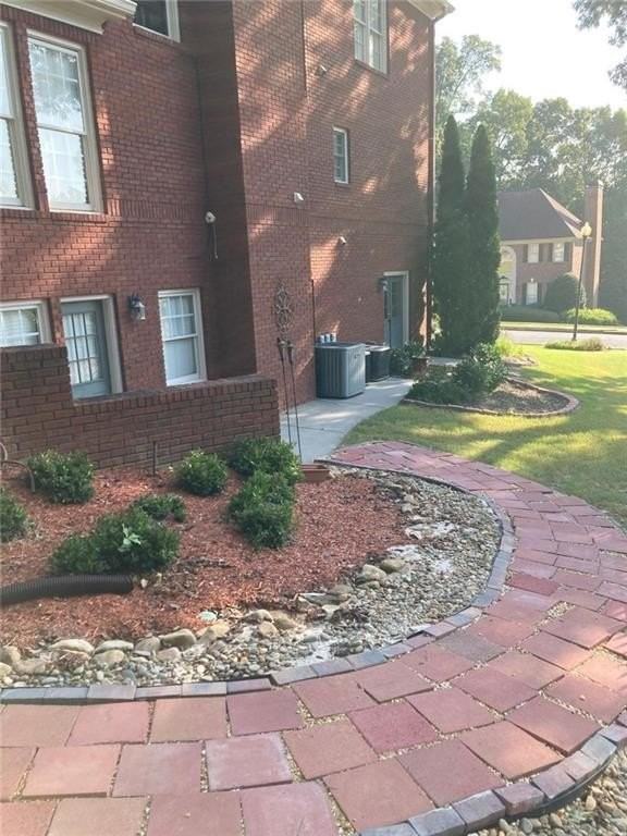 3005 Millwater Xing - Photo 2 of 7