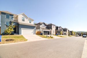 featured image of E Fiji St #1