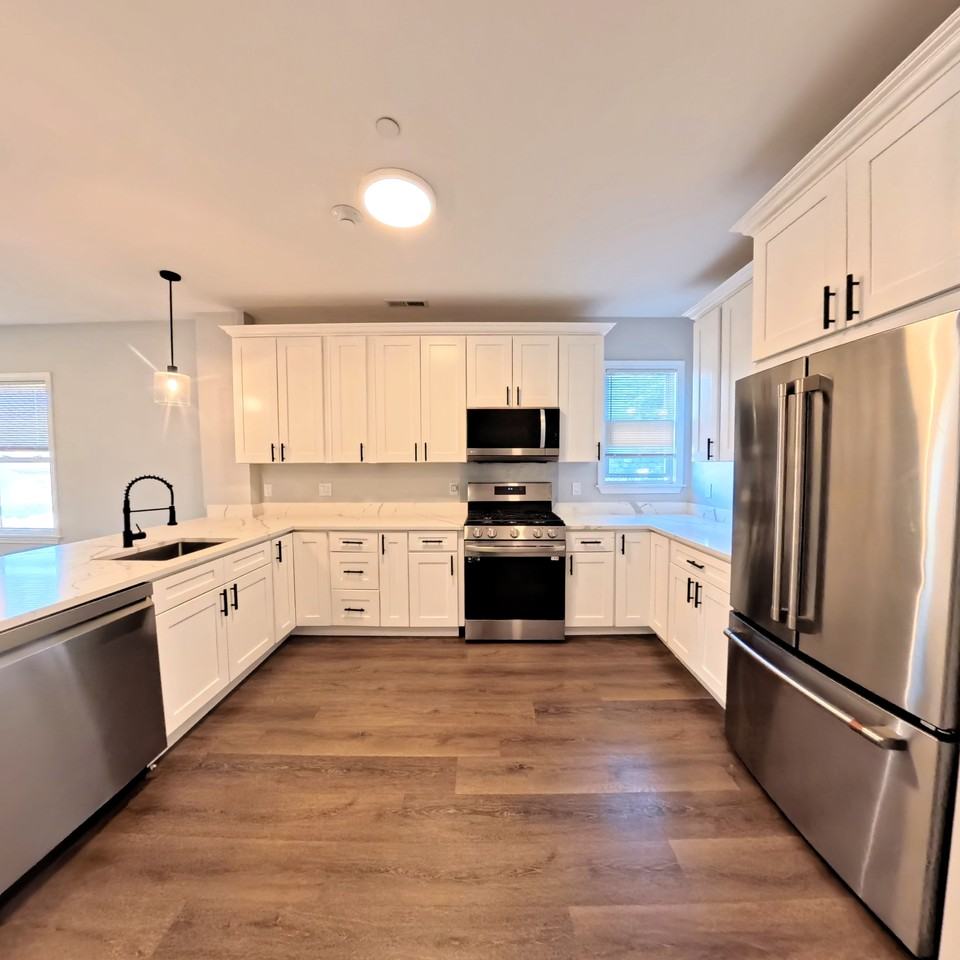 22 Madison Ave #3 - Photo 2 of 11