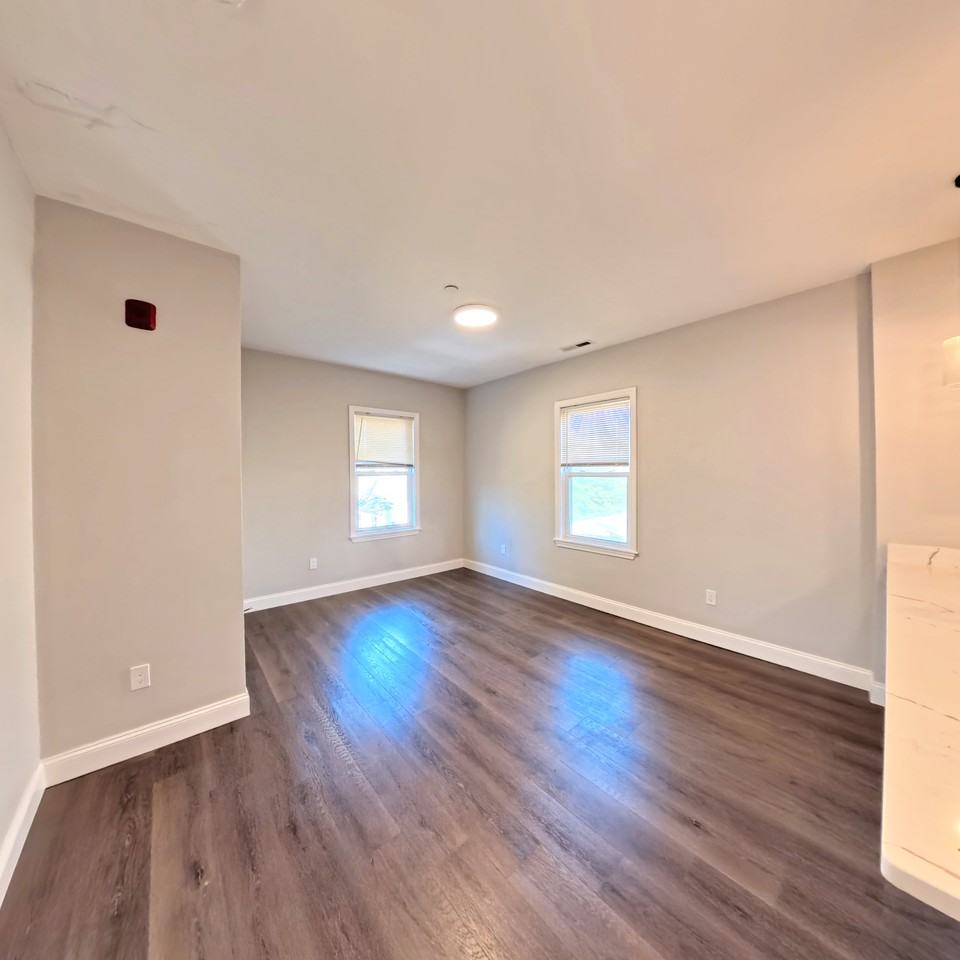 22 Madison Ave #3 - Photo 7 of 11