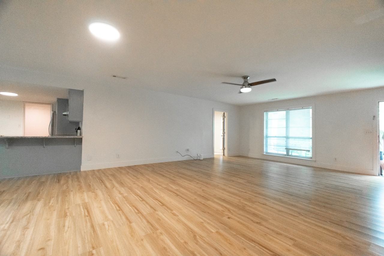 1200 S Dinsmore Trl #1 - Photo 3 of 21