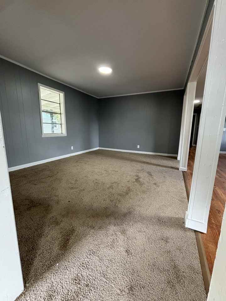 326 N Main St #1 - Photo 3 of 11