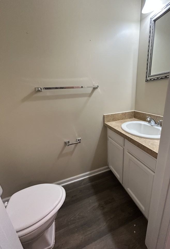 2184 Regency Dr #2184 - Photo 6 of 10