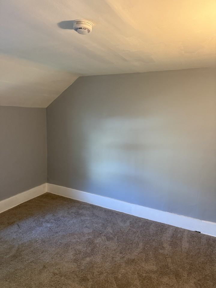 554 Forest St Ne #1 - Photo 7 of 10
