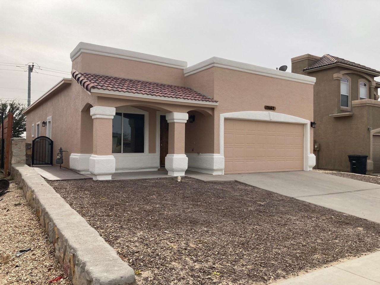 13162 Saker Dr - Photo 2 of 30