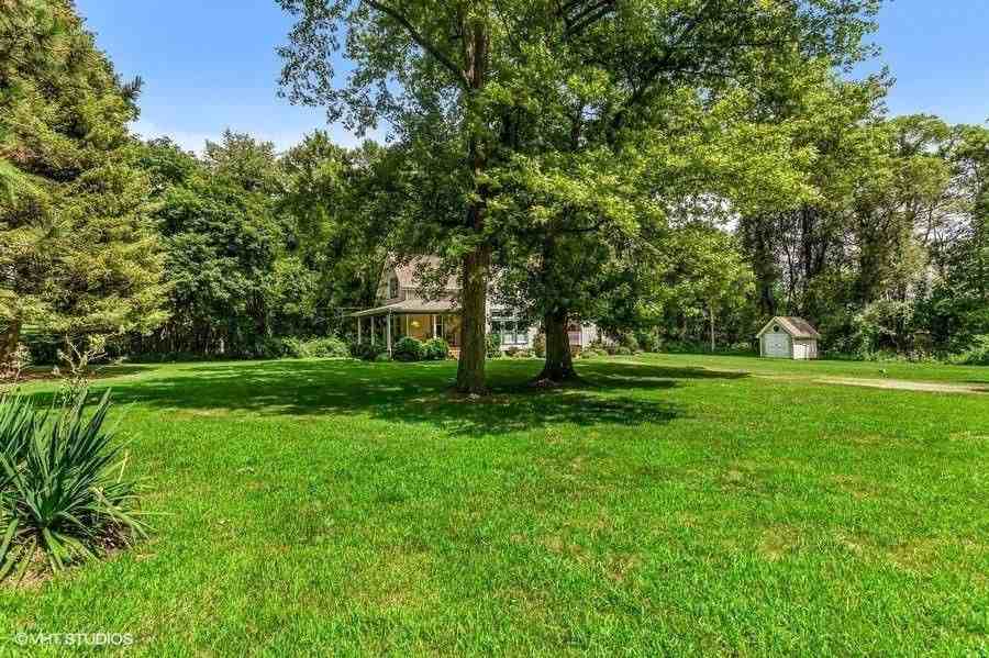 11808 W Earl Rd - Photo 2 of 16