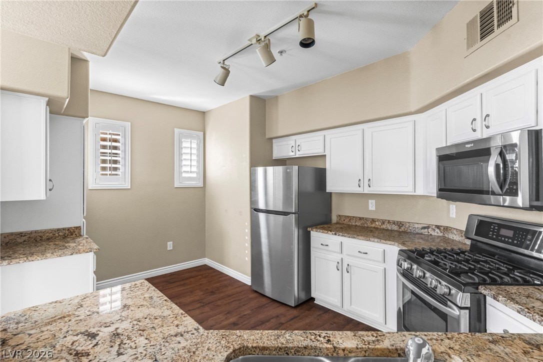 3975 N Hualapai Way #167 - Photo 7 of 28