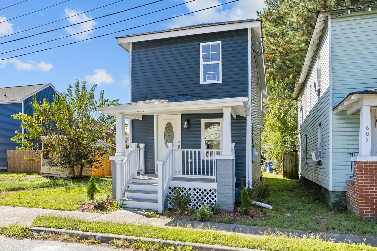 607 Sunset Ave #1 - Photo 4 of 11