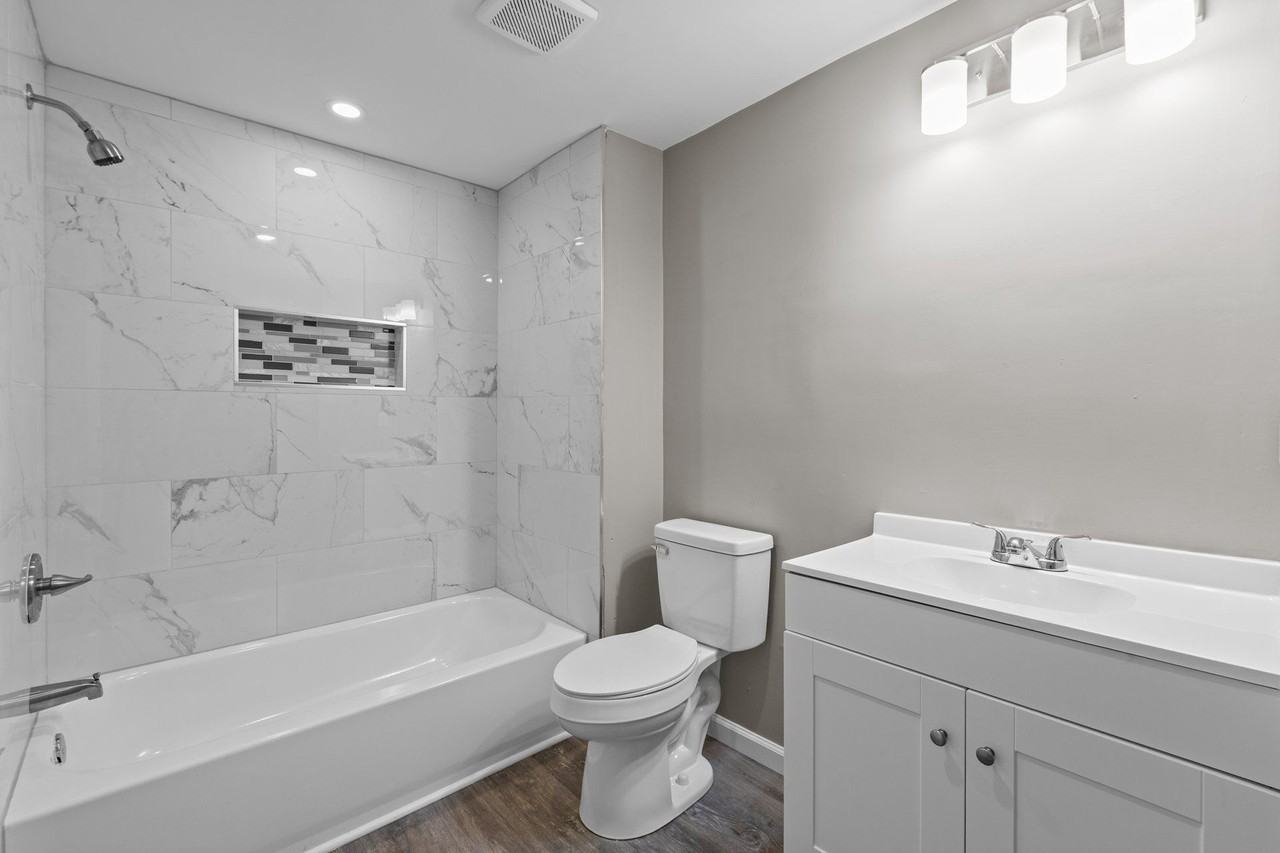 607 Sunset Ave #1 - Photo 6 of 11