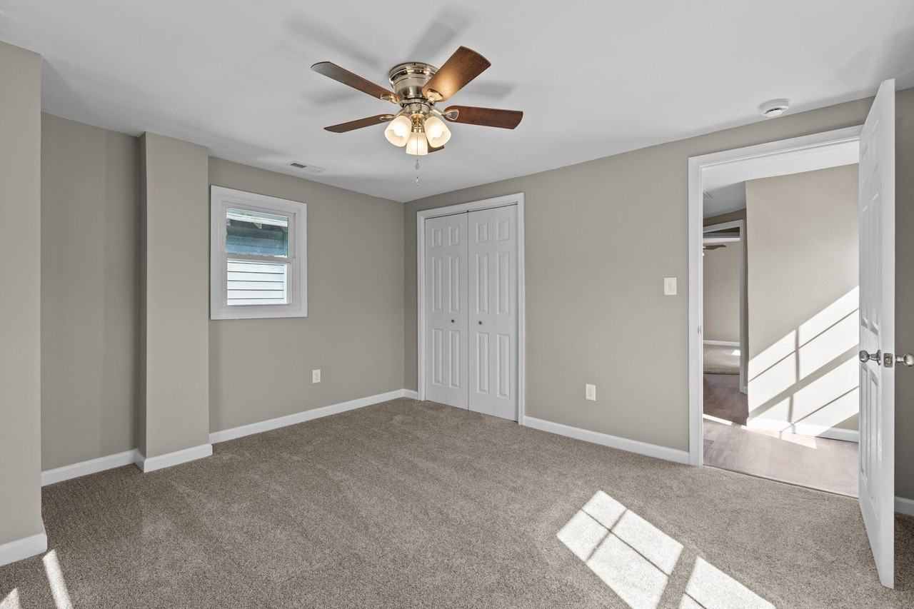 607 Sunset Ave #1 - Photo 7 of 11