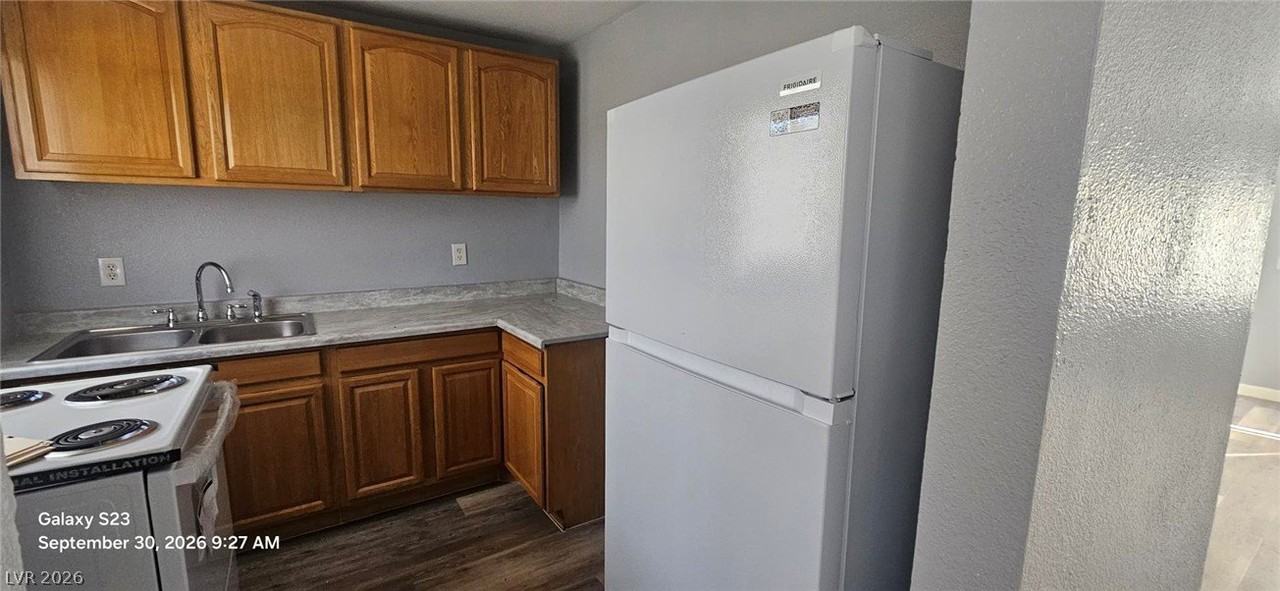 125 W New York Ave #2