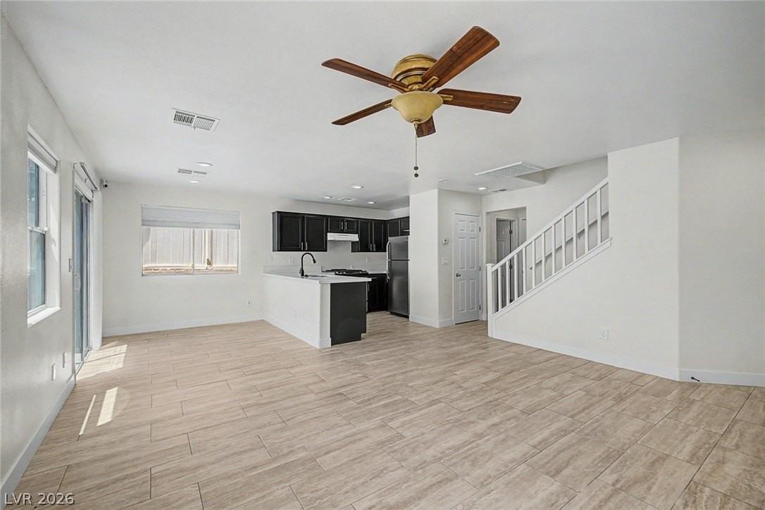 8168 New Leaf Ave - Photo 4 of 25