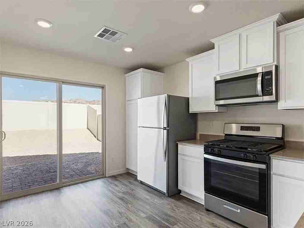 2776 Pavehawk Way - Photo 4 of 9