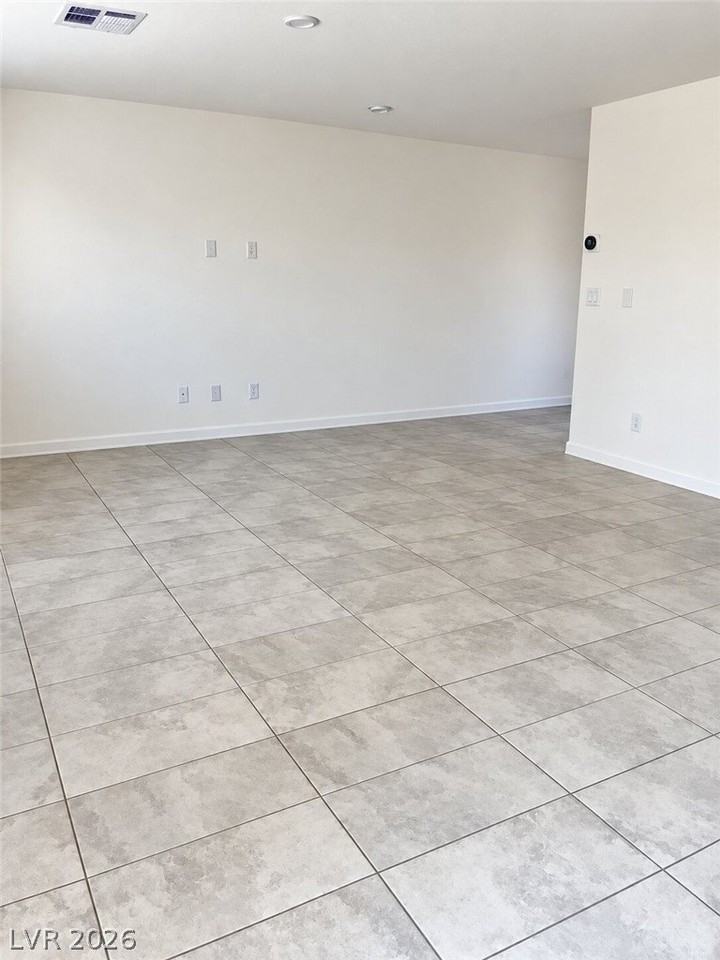 5371 Barcola Ave - Photo 4 of 11