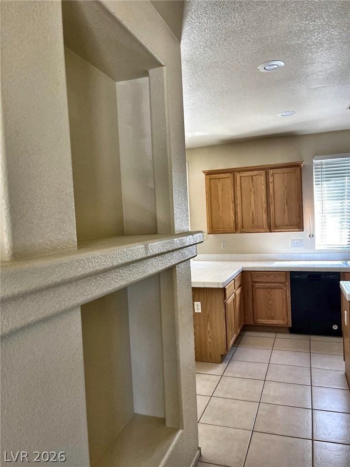 4670 San Vito St - Photo 3 of 16