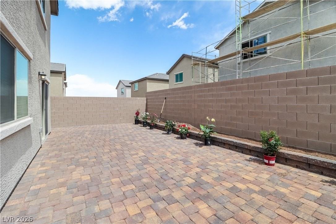 6022 Tomsik St - Photo 2 of 30