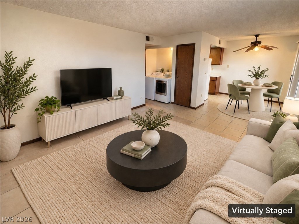 2772 Eldora Cir #C - Photo 3 of 15