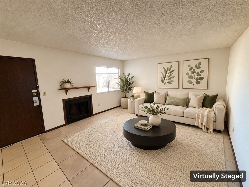 2772 Eldora Cir #C - Photo 4 of 15