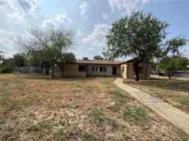 featured image of 1401 S 10th Ave